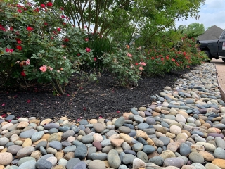 arizona river rock border