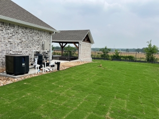 tiff tuff bermuda grass, crushed granite with flagstone steps, bull rock, pool equipment